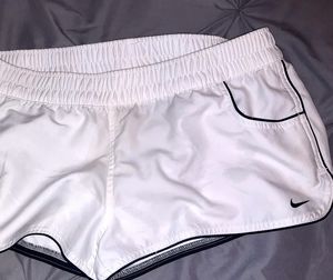 NIKE Dri Fit ATHLEISURE SHORTS with pockets